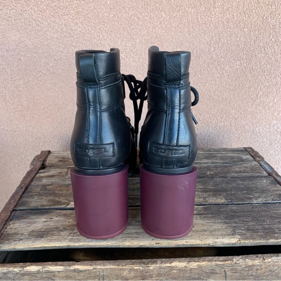 Sorel Margo Black Leather Lace-Up Ankle Boot - Picture 8 of 10